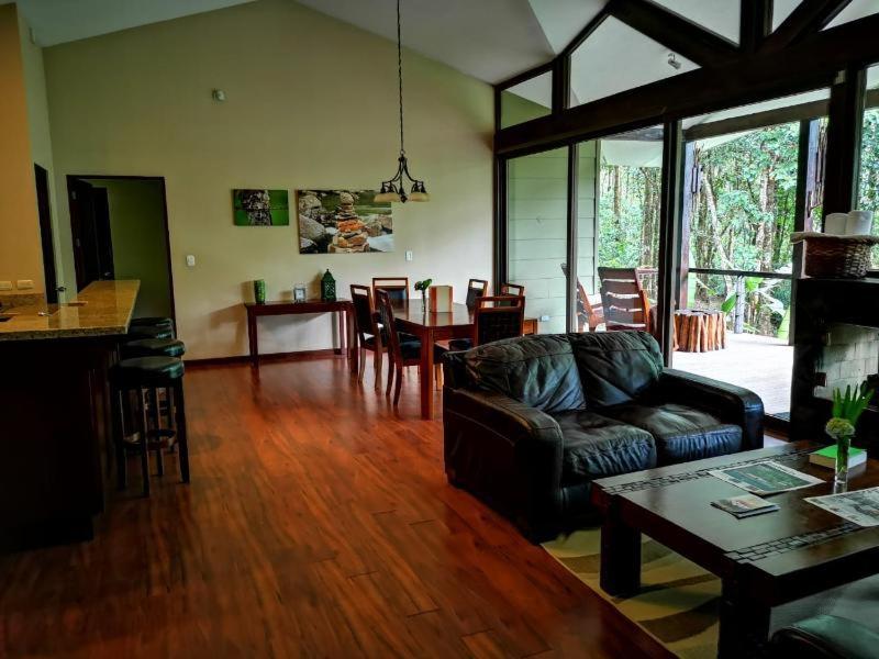El Silencio Lodge & Spa Costa Rica Toro Amarillo Kamer foto